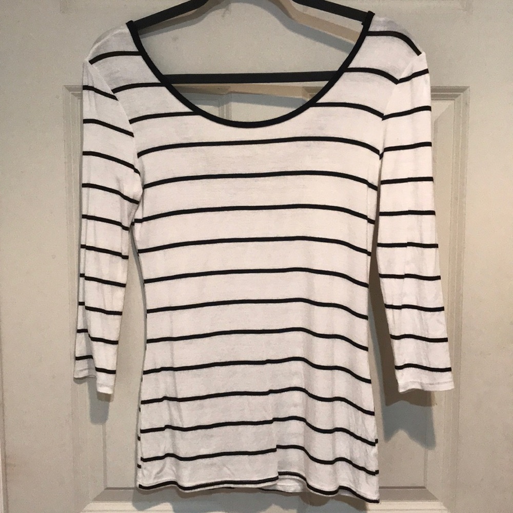 Bow back top
